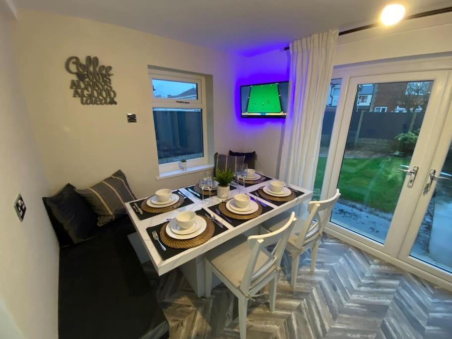 Thornton  Wharfedale Lodge- Bungalow-3 Bed, 2 Bath, Amazing! מראה חיצוני תמונה
