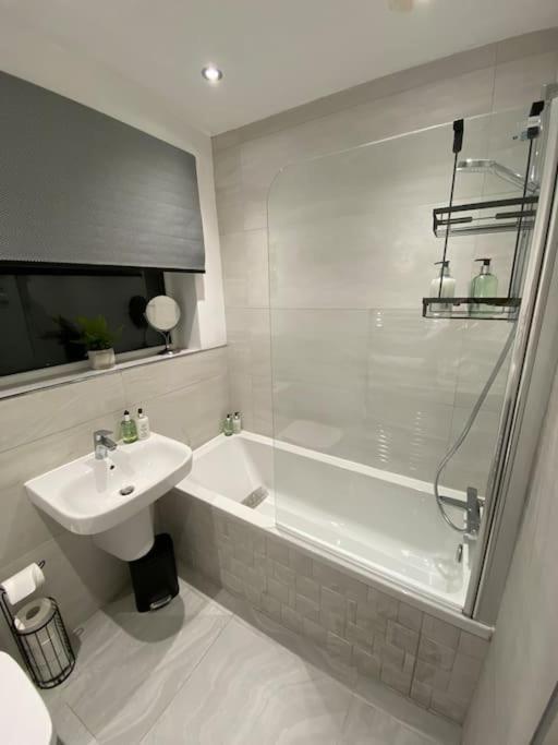 Thornton  Wharfedale Lodge- Bungalow-3 Bed, 2 Bath, Amazing! מראה חיצוני תמונה